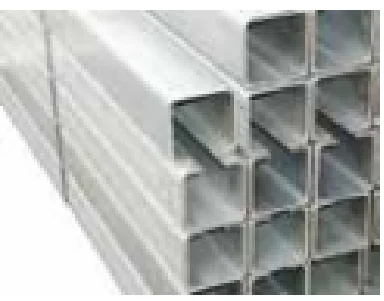 Enclosed conveyor straight tracks